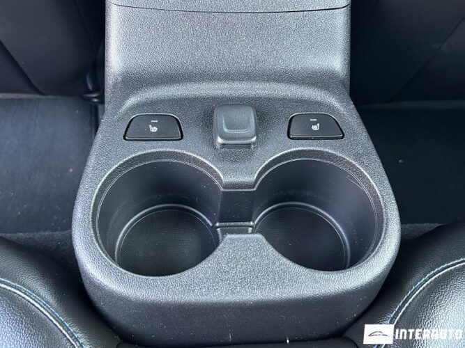 Chevrolet Volt 43 interauto-car