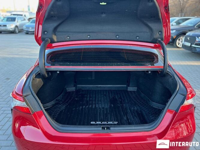 Toyota Camry 50 interauto-car