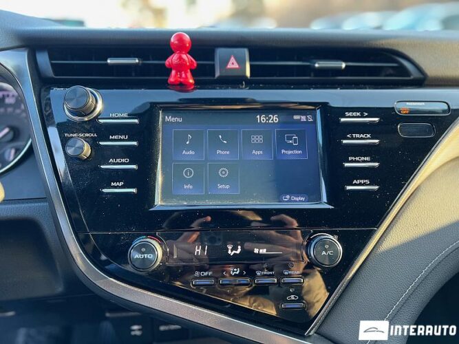 Toyota Camry 44 interauto-car