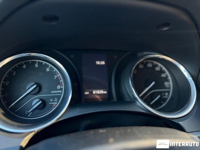 Toyota Camry 47 interauto-car