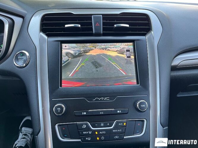 Ford Fusion 41 interauto-car
