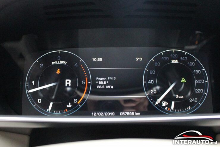 Land Rover Range Rover Vogue 60 interauto-car