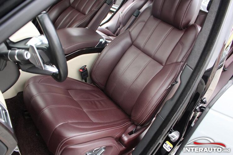 Land Rover Range Rover Vogue 52 interauto-car