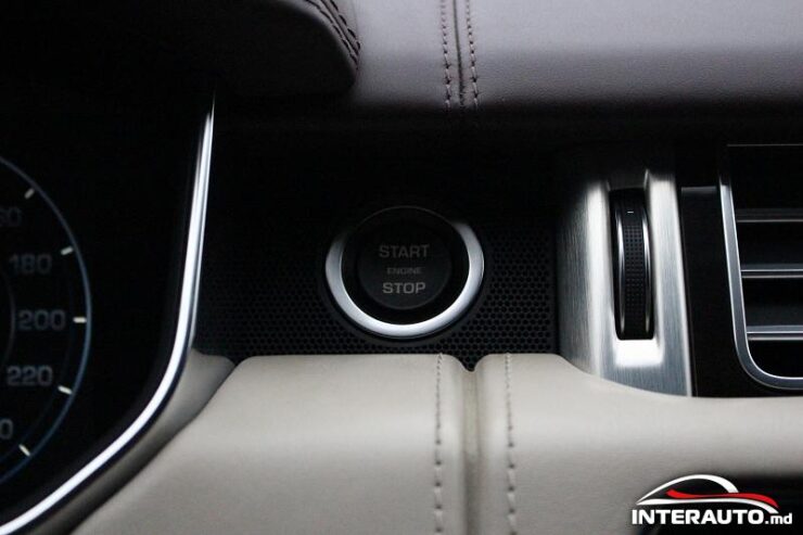 Land Rover Range Rover Vogue 63 interauto-car