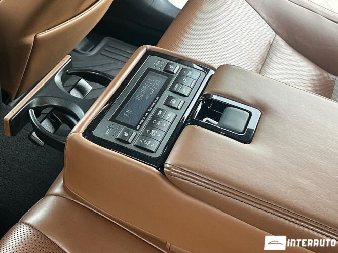 Lexus GS 300h 50 interauto-car