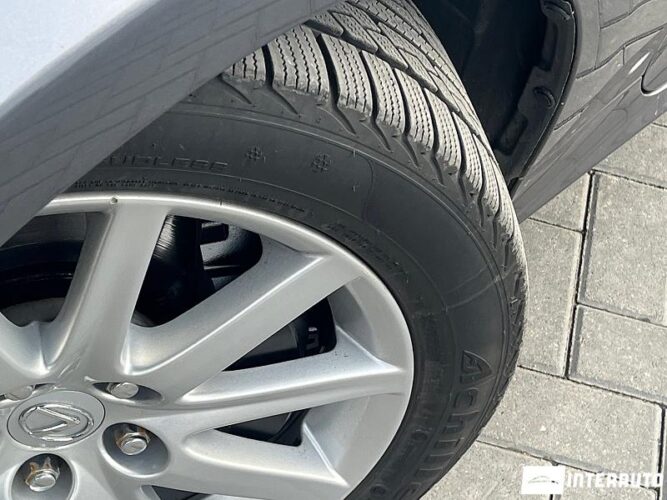 Lexus GS 300h 63 interauto-car