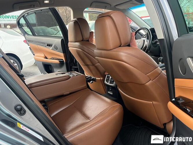 Lexus GS 300h 58 interauto-car