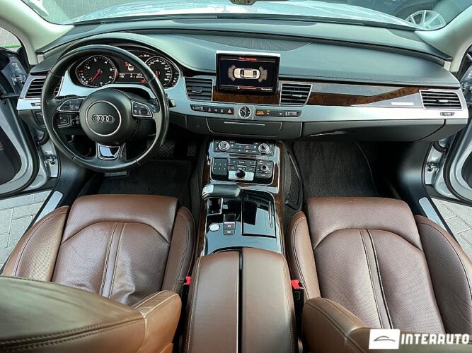 Audi A8 45 interauto-car