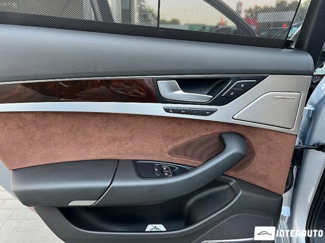 Audi A8 56 interauto-car