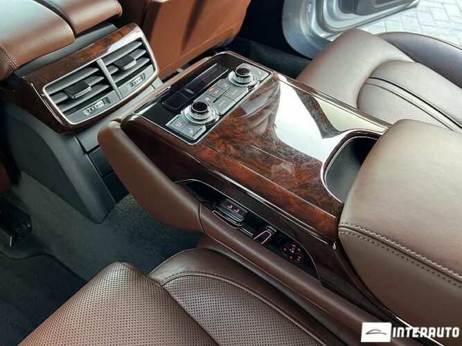 Audi A8 55 interauto-car