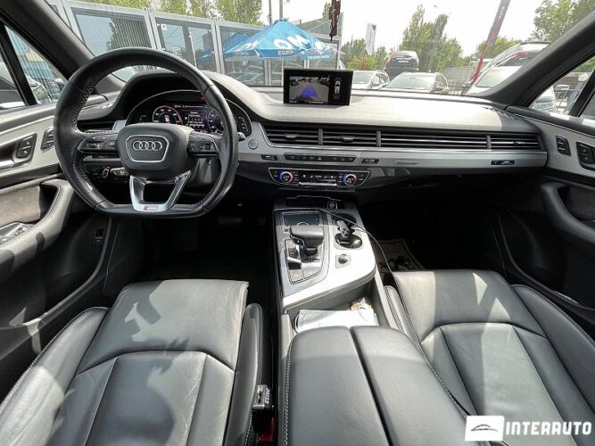 Audi Q7 E-Tron 41 interauto-car
