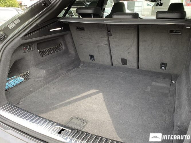 Audi Q8 58 interauto-car