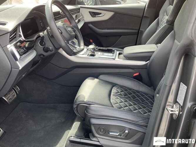 Audi Q8 44 interauto-car
