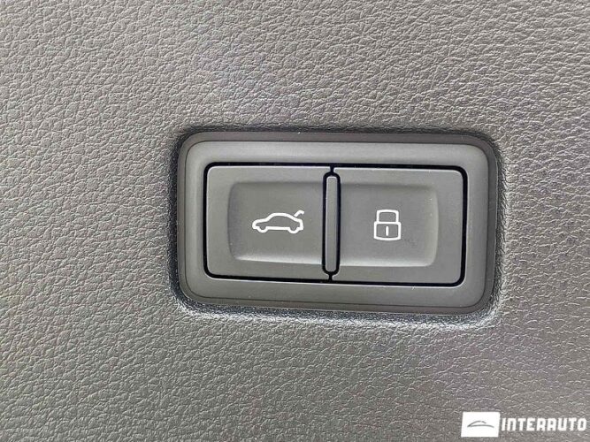 Audi Q8 59 interauto-car