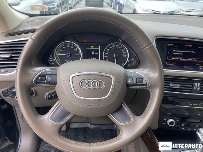 Audi Q5 43 interauto-car