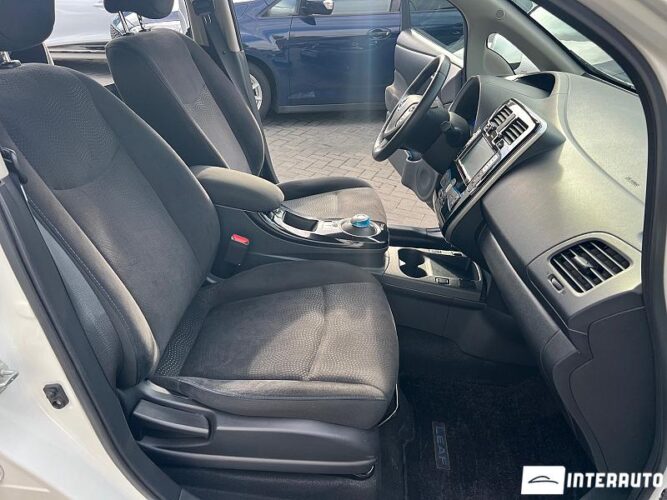 Nissan Leaf 49 interauto-car