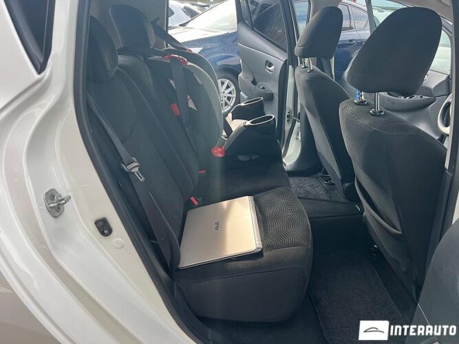 Nissan Leaf 48 interauto-car