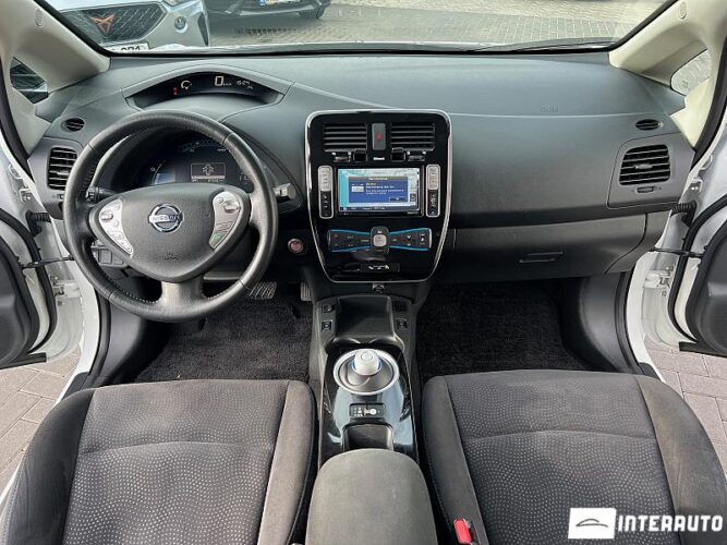 Nissan Leaf 39 interauto-car
