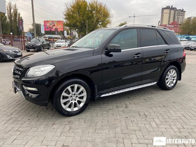 Mercedes ML 250 44 interauto-car