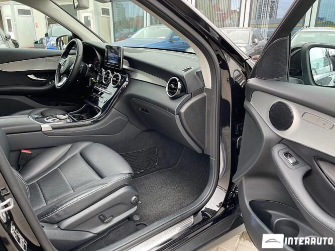 Mercedes GLC 350e 46 interauto-car