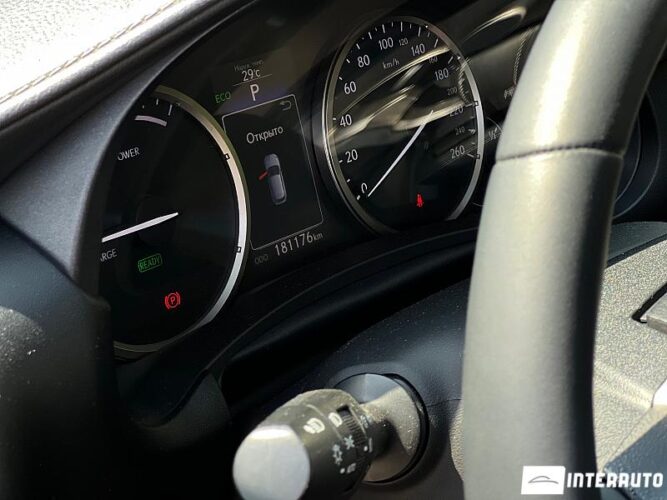 Lexus NX 300H 46 interauto-car