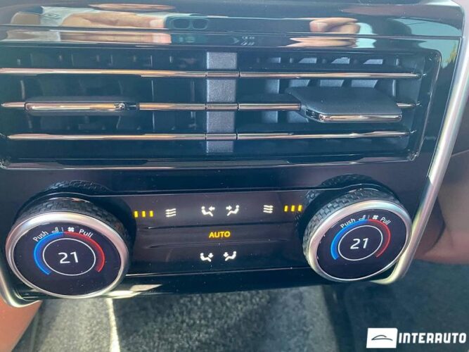 Land Rover Range Rover Vogue 61 interauto-car