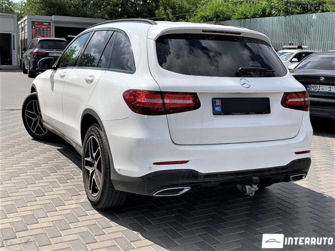 Mercedes GLC 220d 32 interauto-car