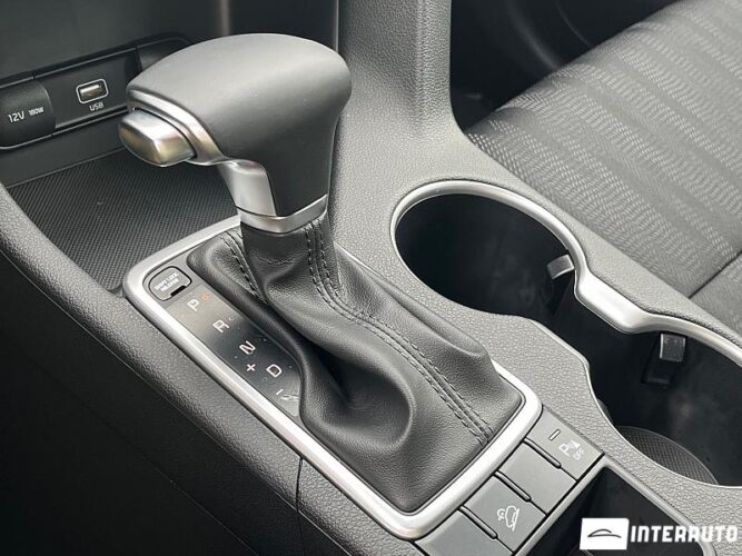 Kia Sportage 40 interauto-car