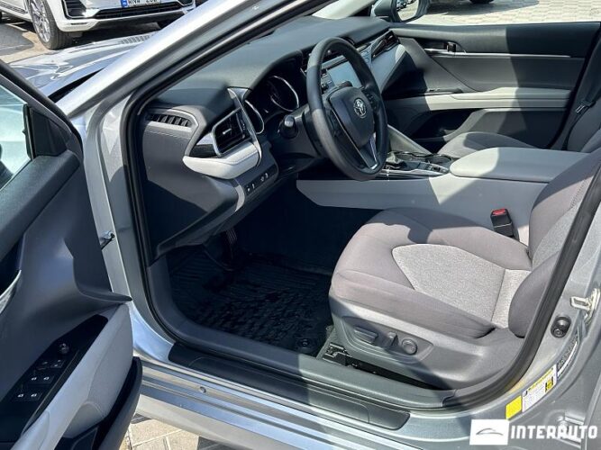 Toyota Camry 33 interauto-car