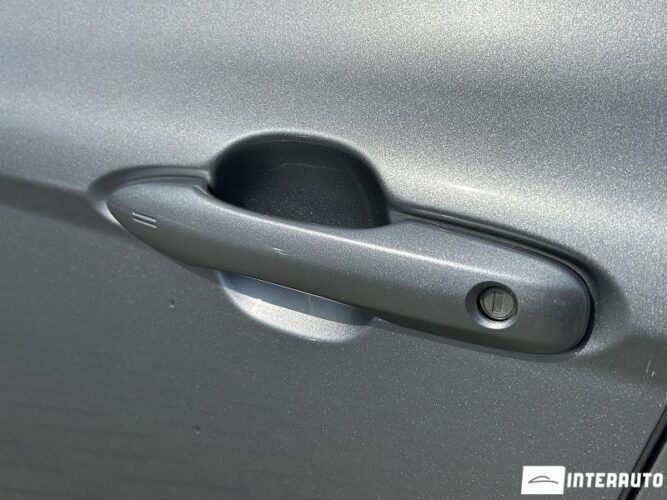 Toyota Camry 32 interauto-car