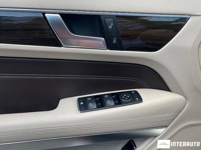 Mercedes E 200 43 interauto-car