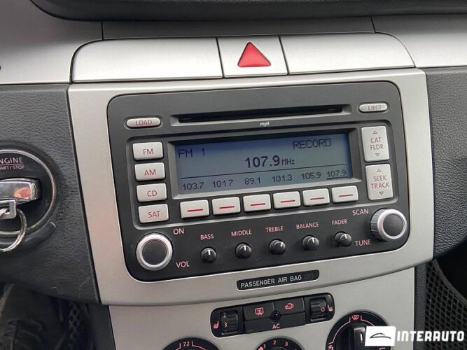 Volkswagen Passat 37 interauto-car