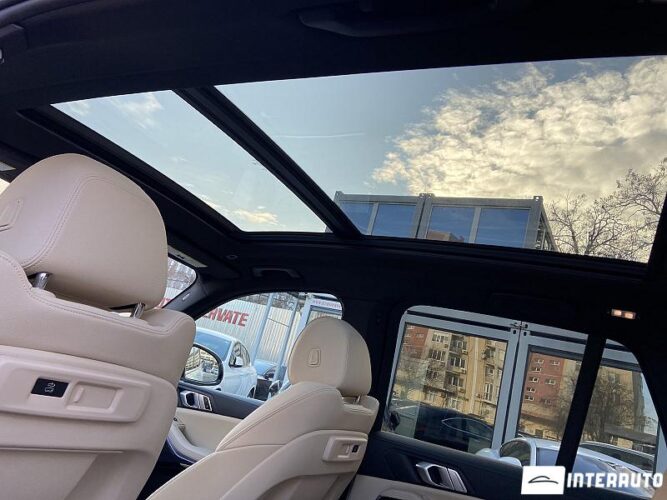 BMW X5 4.0i 46 interauto-car