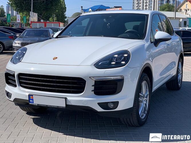 Porsche Cayenne 34 interauto-car