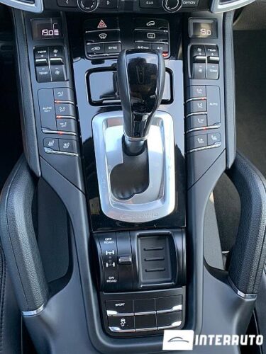 Porsche Cayenne 43 interauto-car