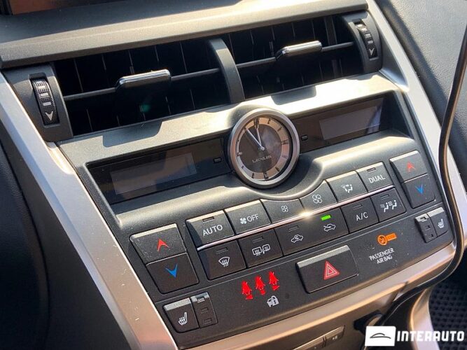 Lexus NX 300H 44 interauto-car