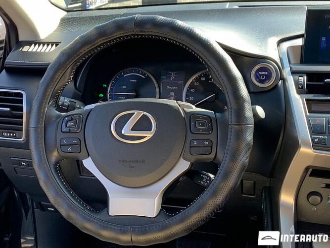 Lexus NX 300H 41 interauto-car