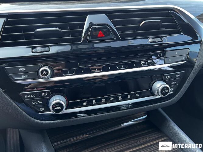 BMW 530e 39 interauto-car