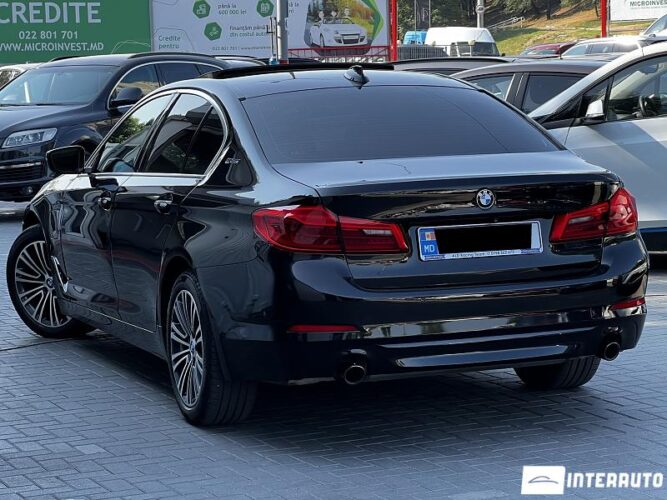 BMW 530e 32 interauto-car