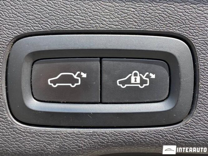 Volvo XC 60 53 interauto-car