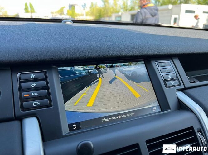 Land Rover Discovery Sport 38 interauto-car