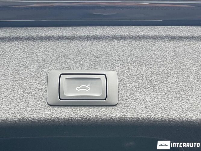 Audi A4 42 interauto-car