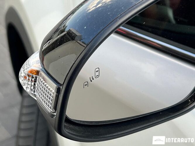 Toyota C-HR 49 interauto-car