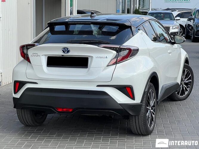 Toyota C-HR 35 interauto-car
