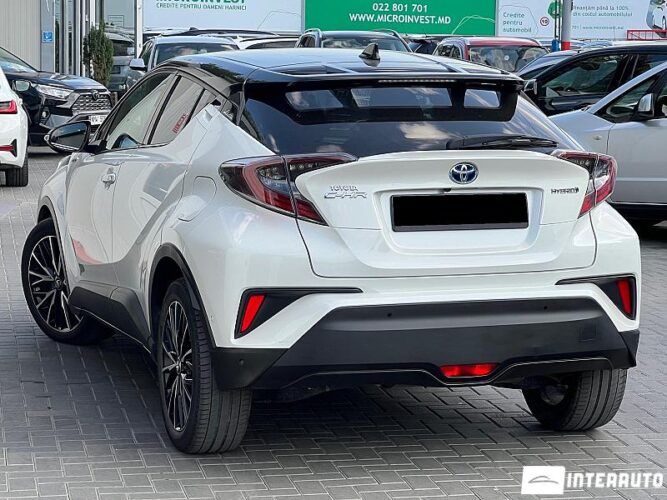 Toyota C-HR 34 interauto-car