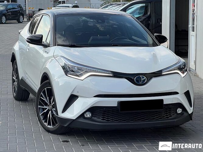 Toyota C-HR 32 interauto-car