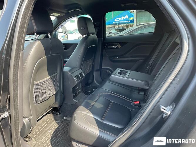 Jaguar F-Pace 51 interauto-car
