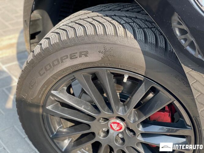 Jaguar F-Pace 54 interauto-car