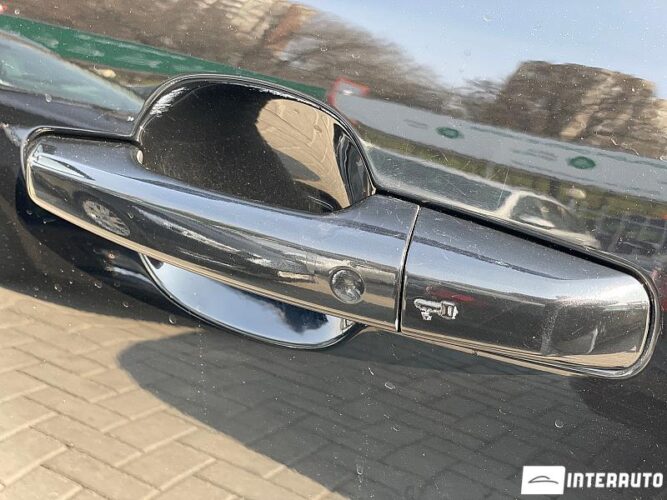 Jaguar F-Pace 53 interauto-car