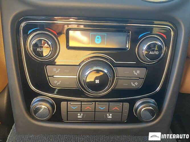 Jaguar XJ 50 interauto-car